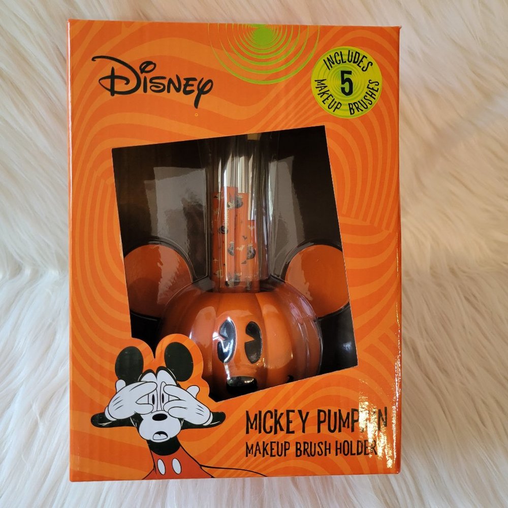 Disney Mickey Mouse Jack-O’Lantern Makeup Brush Set & Holder